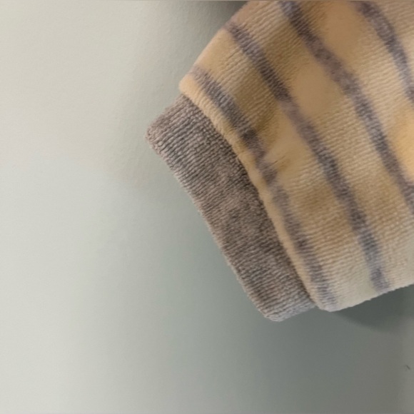 Absorba Light Yellow & Grey 3 Bear Snap Close Footie Pajama, Baby Size 6-9month - Picture 5 of 10